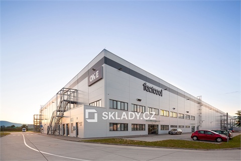 Pronájem skladu / haly, 3 000 m² 0