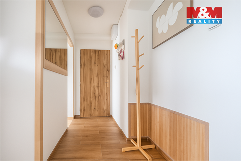 Prodej bytu 2+1, 48 m² 12