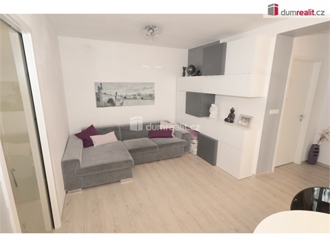 Prodej bytu 3kk, 157 m² 28