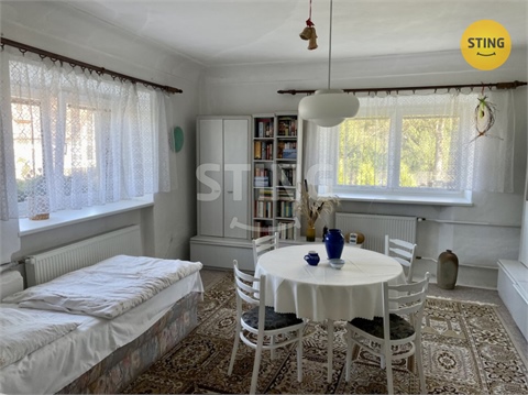 Prodej rodinného domu, 1 901 m² - 8