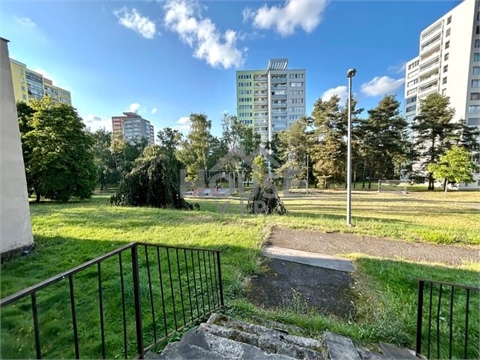 Prodej bytu 3+1, 59 m² 14