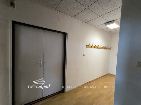 Pronájem komerčního objektu, 160 m² 4