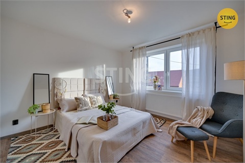 Prodej rodinného domu, 270 m² - 10