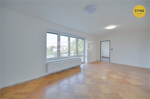 Prodej rodinného domu, 270 m² - 6