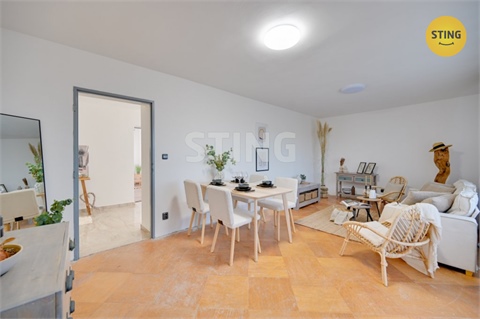 Prodej rodinného domu, 270 m² - 6