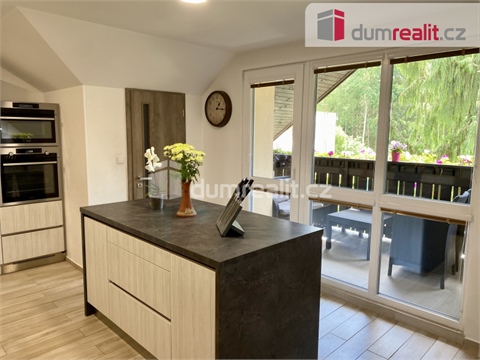 Pronájem bytu 4kk, 202 m² 4