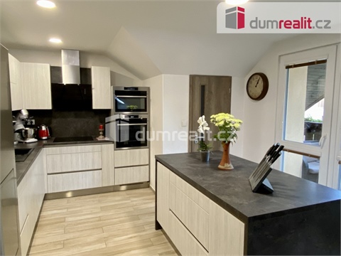 Pronájem bytu 4kk, 202 m² 8