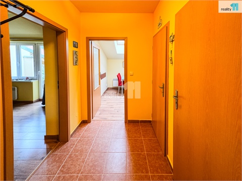 Prodej bytu 2+1, 61 m² - 28