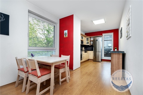 Prodej bytu 3kk, 74 m² 0