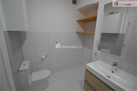 Pronájem bytu 2kk, 64 m² - 14