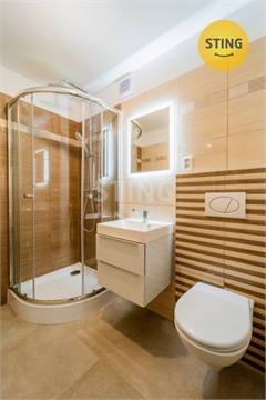 Prodej rodinného domu, 208 m² - 18