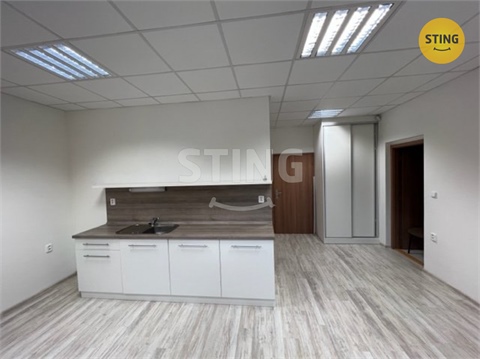 Pronájem kanceláře, 52 m² - 2