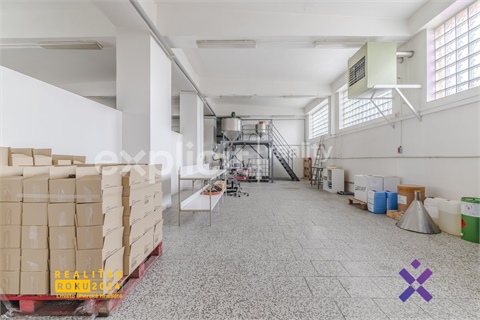 Prodej skladu / haly, 3 394 m² 8