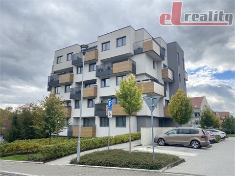 Prodej parkovacího místa, 29 m² 0