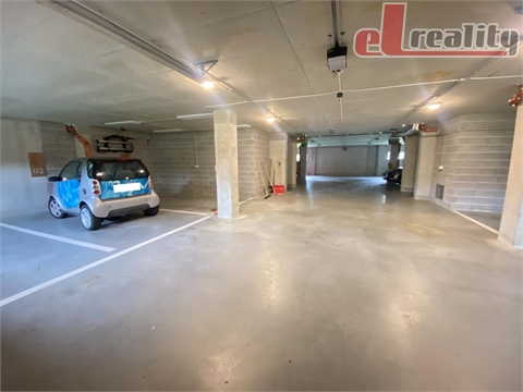 Prodej parkovacího místa, 29 m² - 2