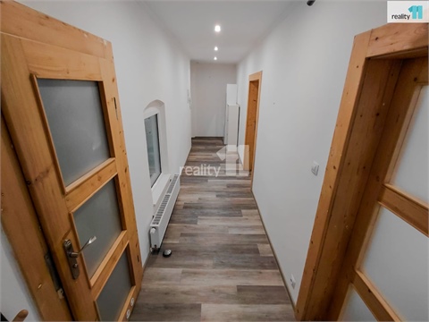 Prodej bytu 2+1, 80 m² 22