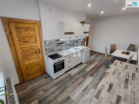 Prodej bytu 2+1, 80 m² - 4