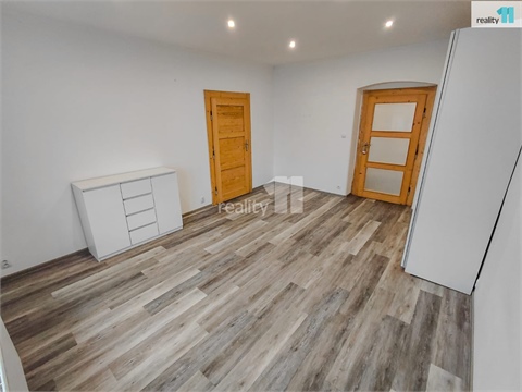 Prodej bytu 2+1, 80 m² - 16