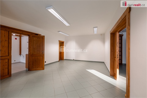 Prodej rodinného domu, 456 m² - 12