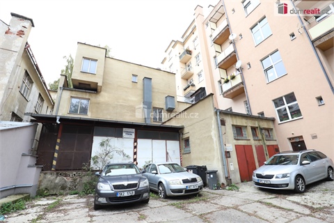 Prodej komerčního objektu, 600 m² 0