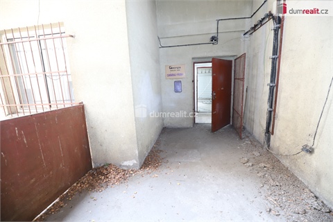 Prodej komerčního objektu, 600 m² 24