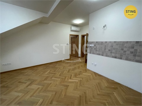 Pronájem bytu 2kk, 51 m² - 4