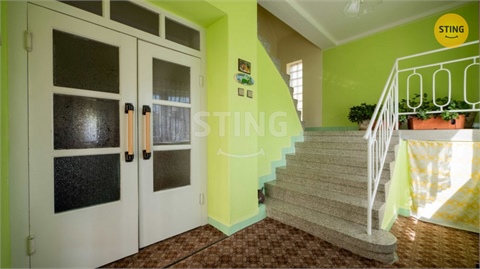 Prodej rodinného domu, 280 m² 12