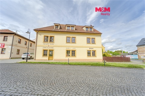 Pronájem obchodních prostor, 156 m² - 0