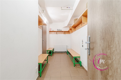 Prodej obchodních prostor, 242 m² - 4