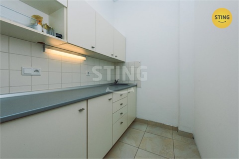 Pronájem kanceláře, 18 m² - 6