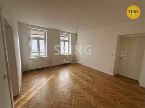 Pronájem bytu 4+1, 99 m² - 2