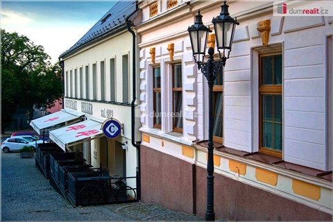 Prodej komerčního objektu, 254 m² 14