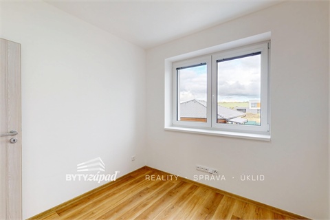 Pronájem bytu 4kk, 168 m² 18