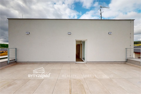 Pronájem bytu 4kk, 168 m² - 24