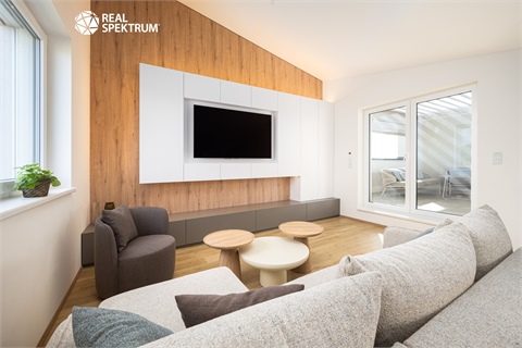 Prodej bytu 2kk, 66 m² 2