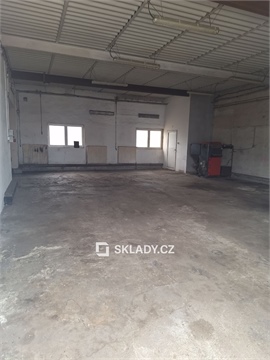 Pronájem skladu / haly, 330 m² - 0