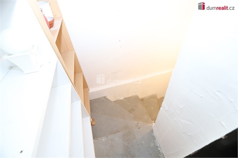 Prodej rodinného domu, 250 m² 20