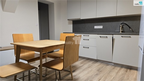 Pronájem bytu 2kk, 40 m² - 2