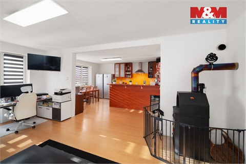 Prodej rodinného domu, 287 m² - 8