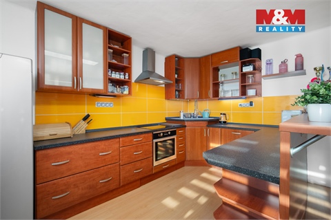 Prodej rodinného domu, 287 m² - 6