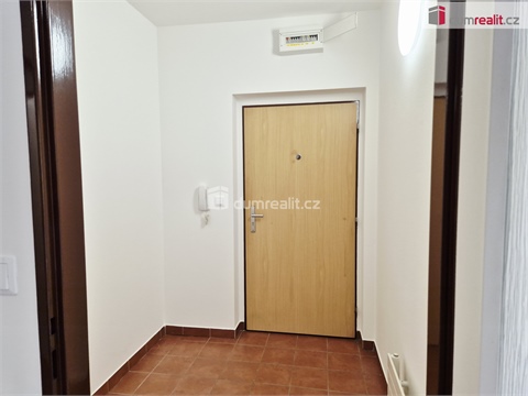 Pronájem bytu 2kk, 56 m² 28