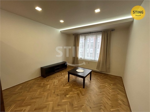 Pronájem bytu 2+1, 90 m² - 2