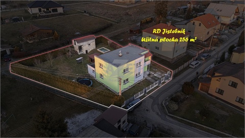 Prodej rodinného domu, 256 m² - 8