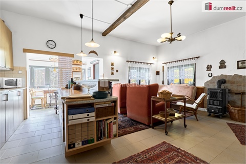 Prodej rodinného domu, 250 m² - 2