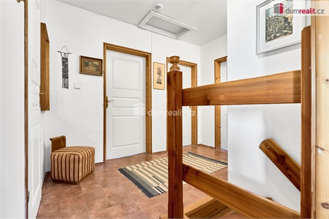 Prodej rodinného domu, 250 m² - 14