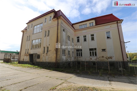 Prodej komerčního objektu, 2 000 m² 26