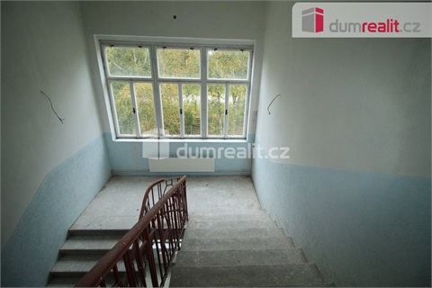 Prodej komerčního objektu, 2 000 m² 8