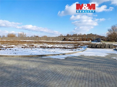 Prodej stavebního pozemku, 992 m² 2