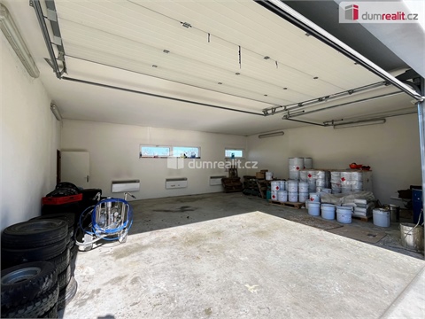 Pronájem obchodních prostor, 342 m² - 0