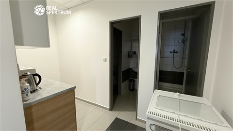 Pronájem kanceláře, 100 m² - 8
